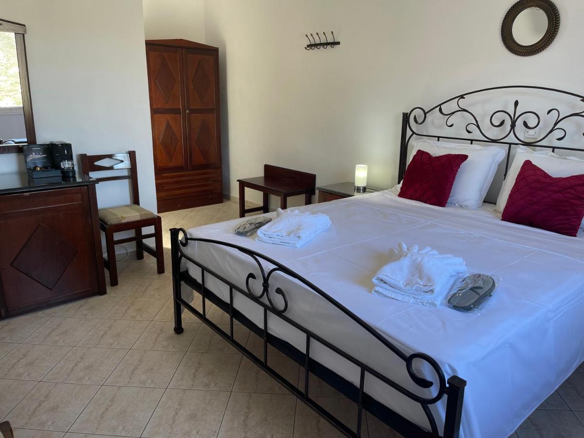 Venikouas Hotel Platis Gialos  Ngoại thất bức ảnh