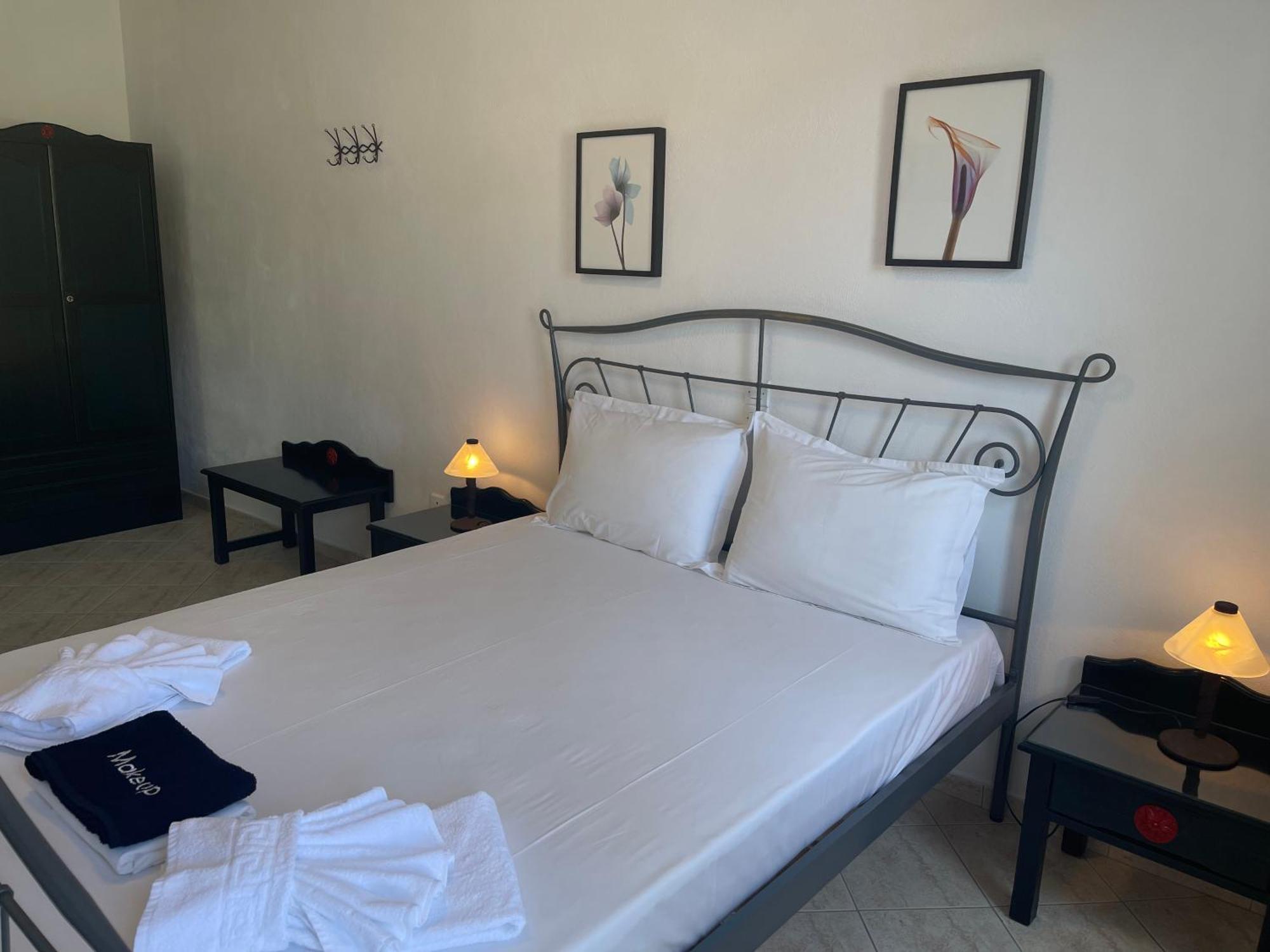 Venikouas Hotel Platis Gialos  Ngoại thất bức ảnh