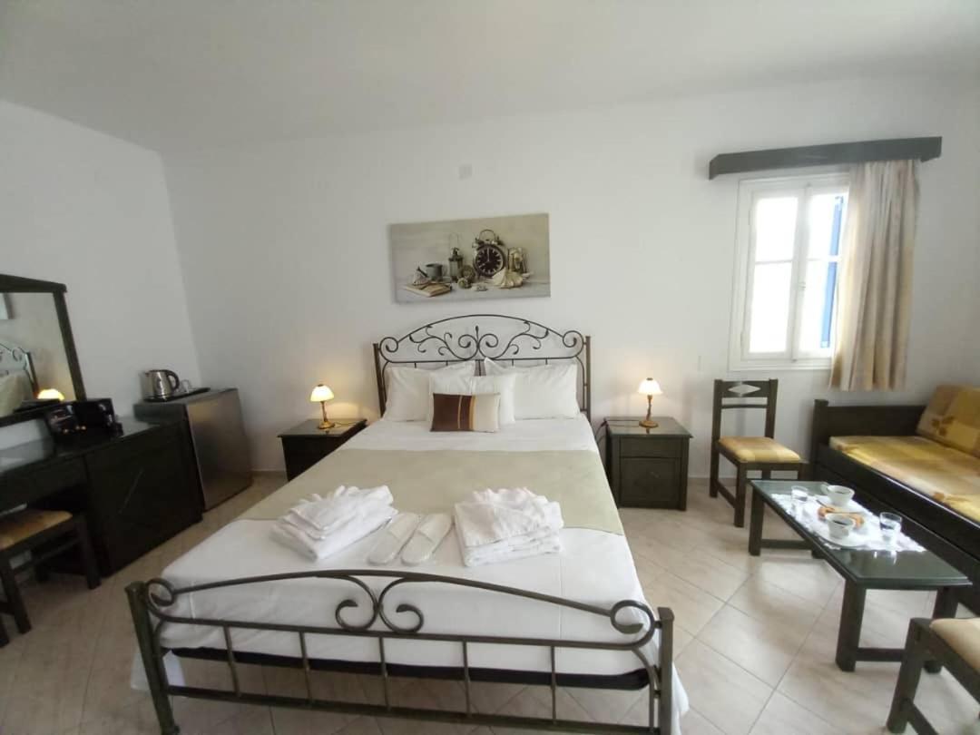 Venikouas Hotel Platis Gialos  Ngoại thất bức ảnh